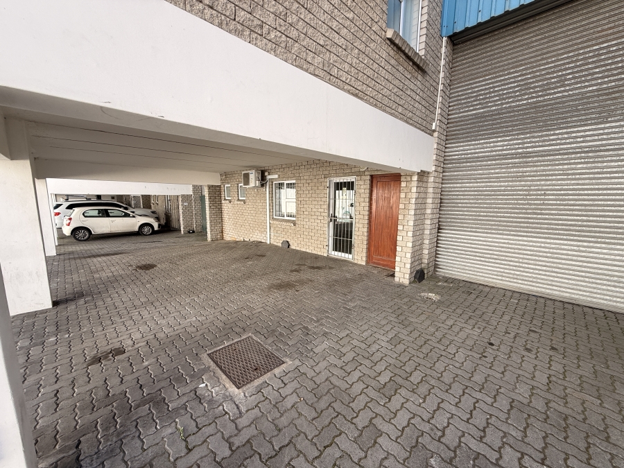 To Let Commercial Property for Rent in Parow Industrial Western Cape